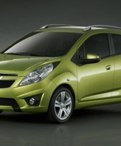 chevrolet spark 2010 1024x768 wallpaper 01