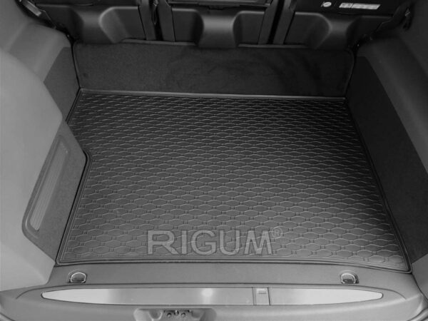 408102-1-gumena-kadica-prtljažnika-gepeka-Rigum-Ford-custom-mp-pro-autooprema